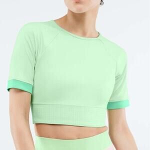 FABLETICS Tropical Water/Aloe Green‎ Avah Color Block Cut Off Sleeve Crop Top M